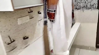 Skimp Fucked Saara in the Kitchen While everybody was at home&comma; xxx HD&comma; Hindi clear audio&comma; beautiful hot video with dirty talk in hindi